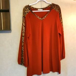 Southern Stitch top with bubble sleeves & leopard trim XXL